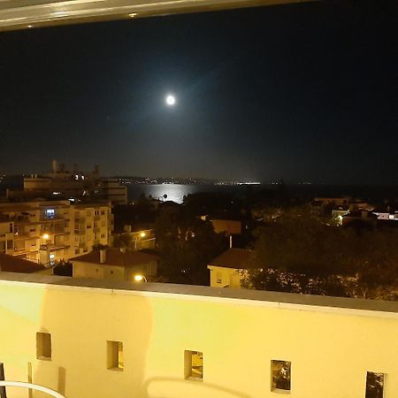 Top Sea View Lisboa - Apartment - 2Rooms Paço de Arcos المظهر الخارجي الصورة